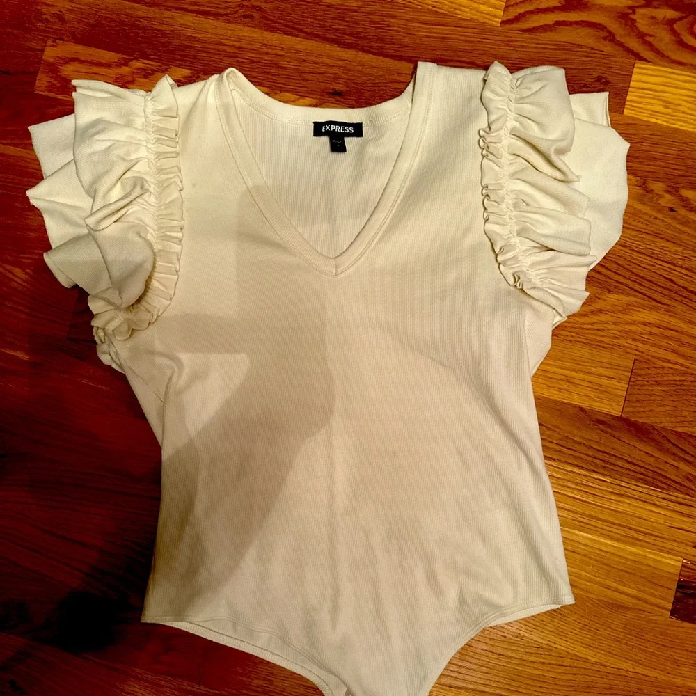 Express Cream Ruffle Sleeve V-Neck Bodysuit - Picture 1 of 4